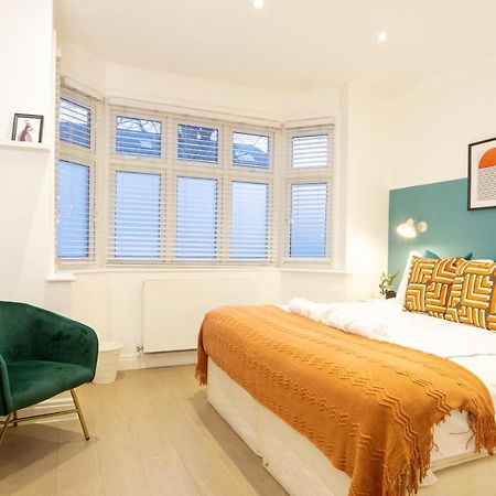 A Beautiful One Bedroom Flat With Garden & Parking Mill Hill Eksteriør bilde