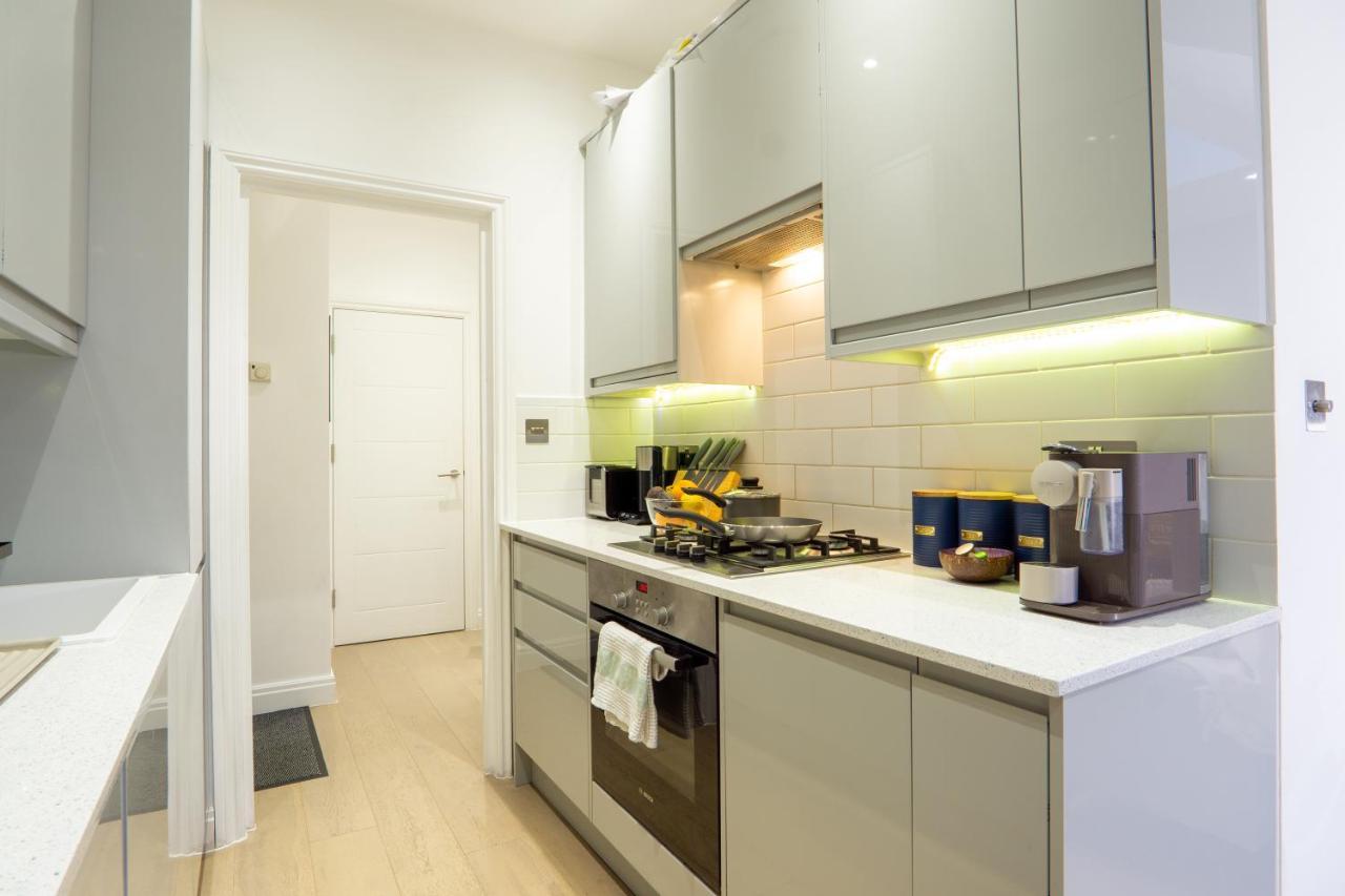 A Beautiful One Bedroom Flat With Garden & Parking Mill Hill Eksteriør bilde